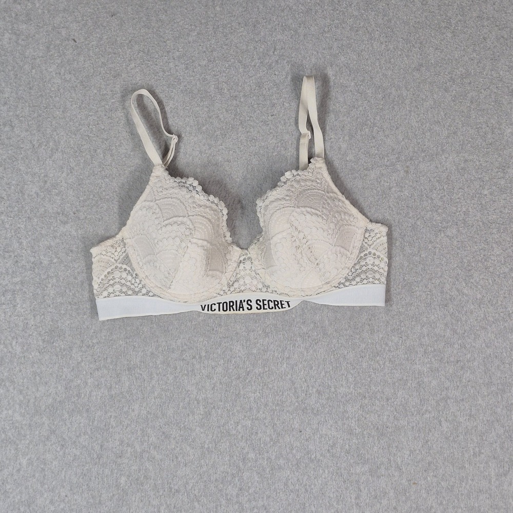 Victoria's Secret Women Bra 34B White Lightly Lined Underwired Lace Logo READ